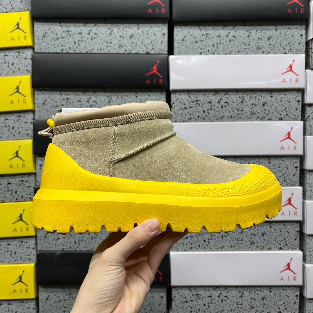 UGG Tasman Weather Hybrid – Sand/Yellow