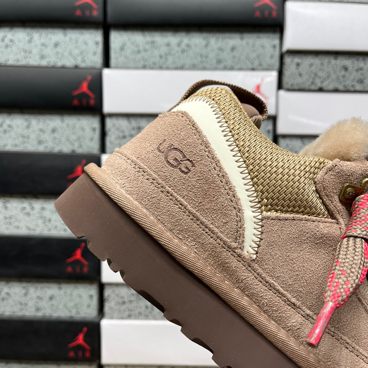 UGG Lowmel Lace-Up Sneaker – Taupe & Pink