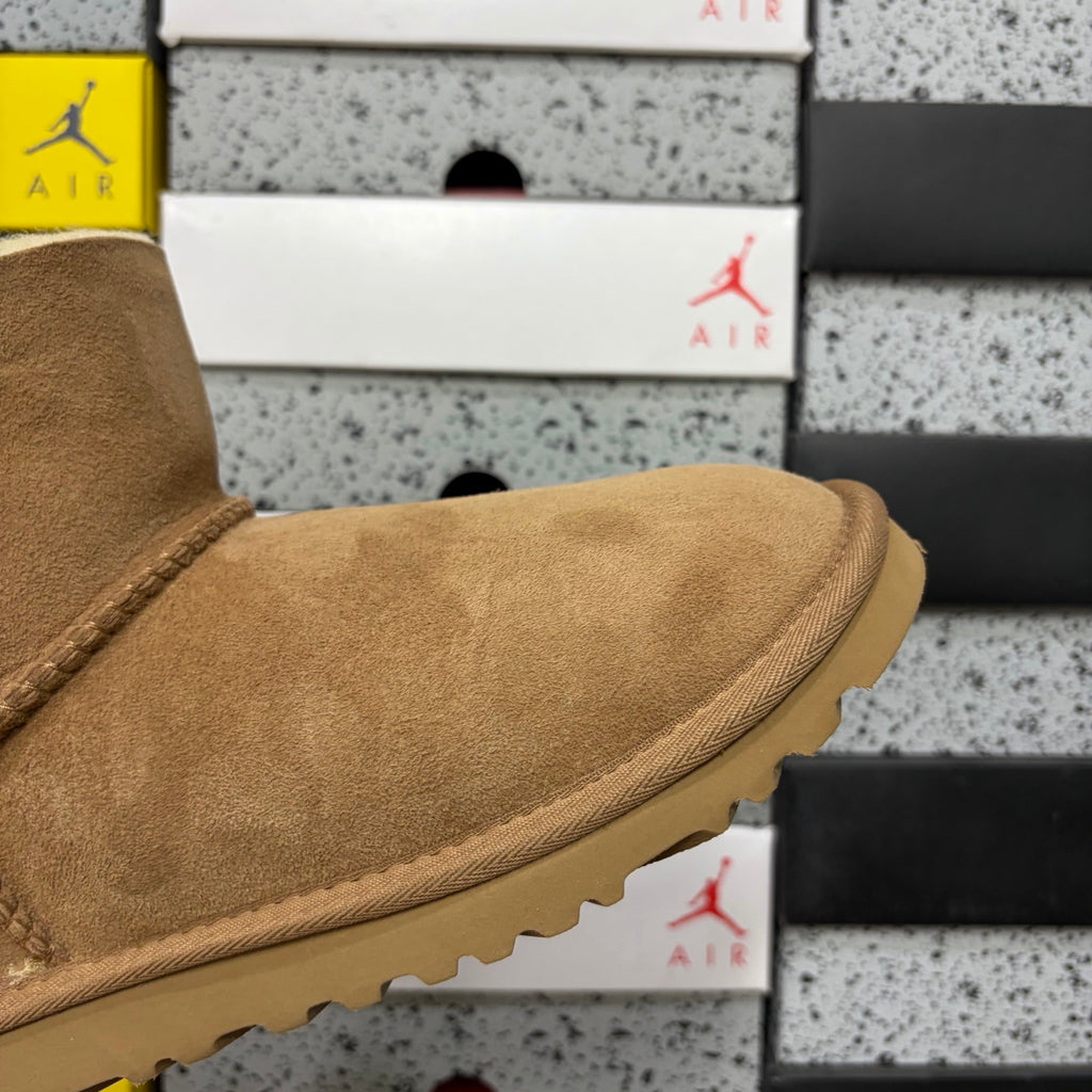 UGG Bailey Button Mid Boot – Chestnut