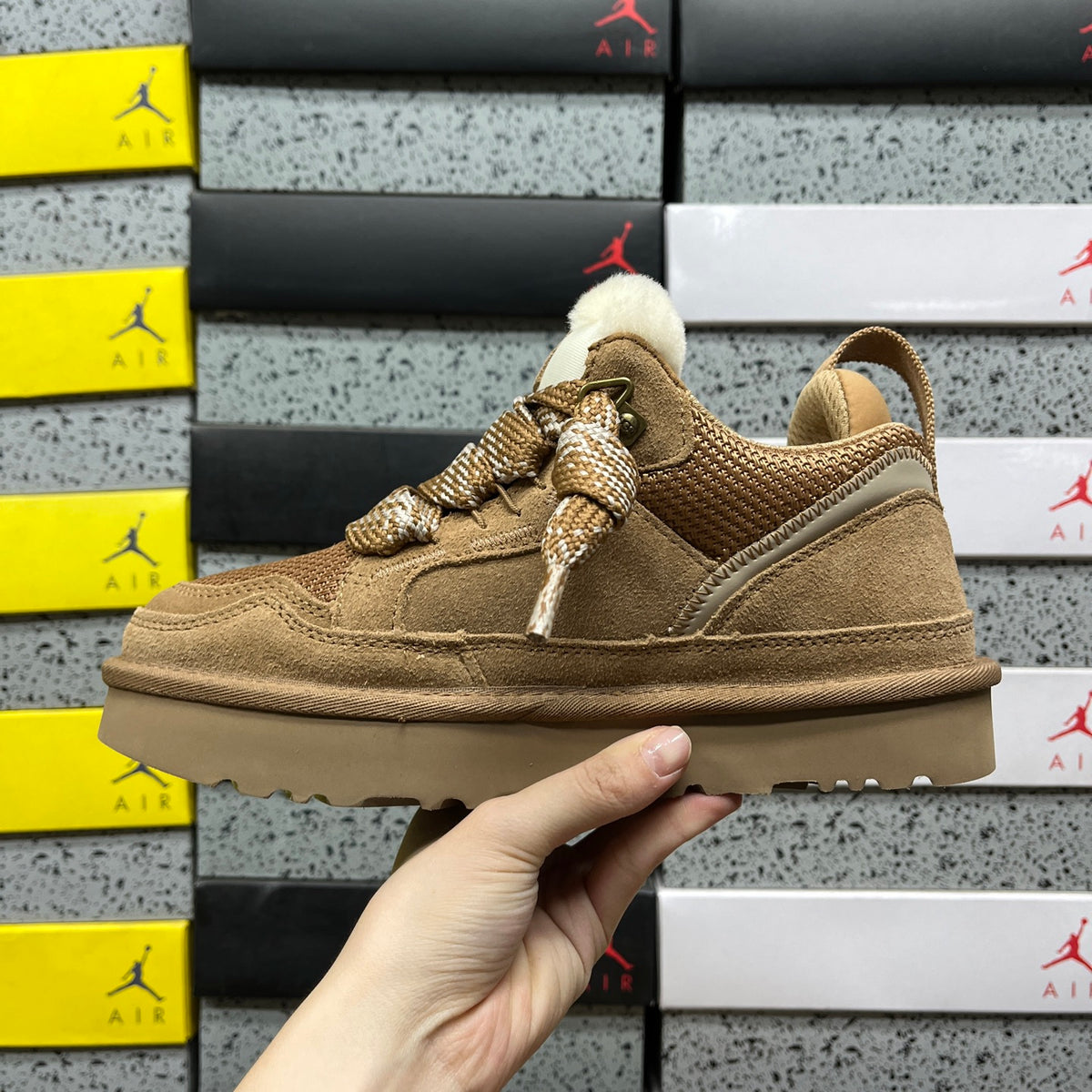 UGG Lowmel Lace-Up Sneaker – Chestnut