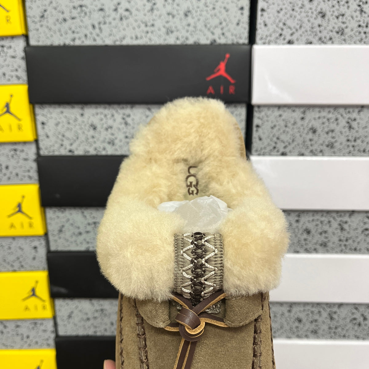 UGG Alpine Short Boot – Walnut