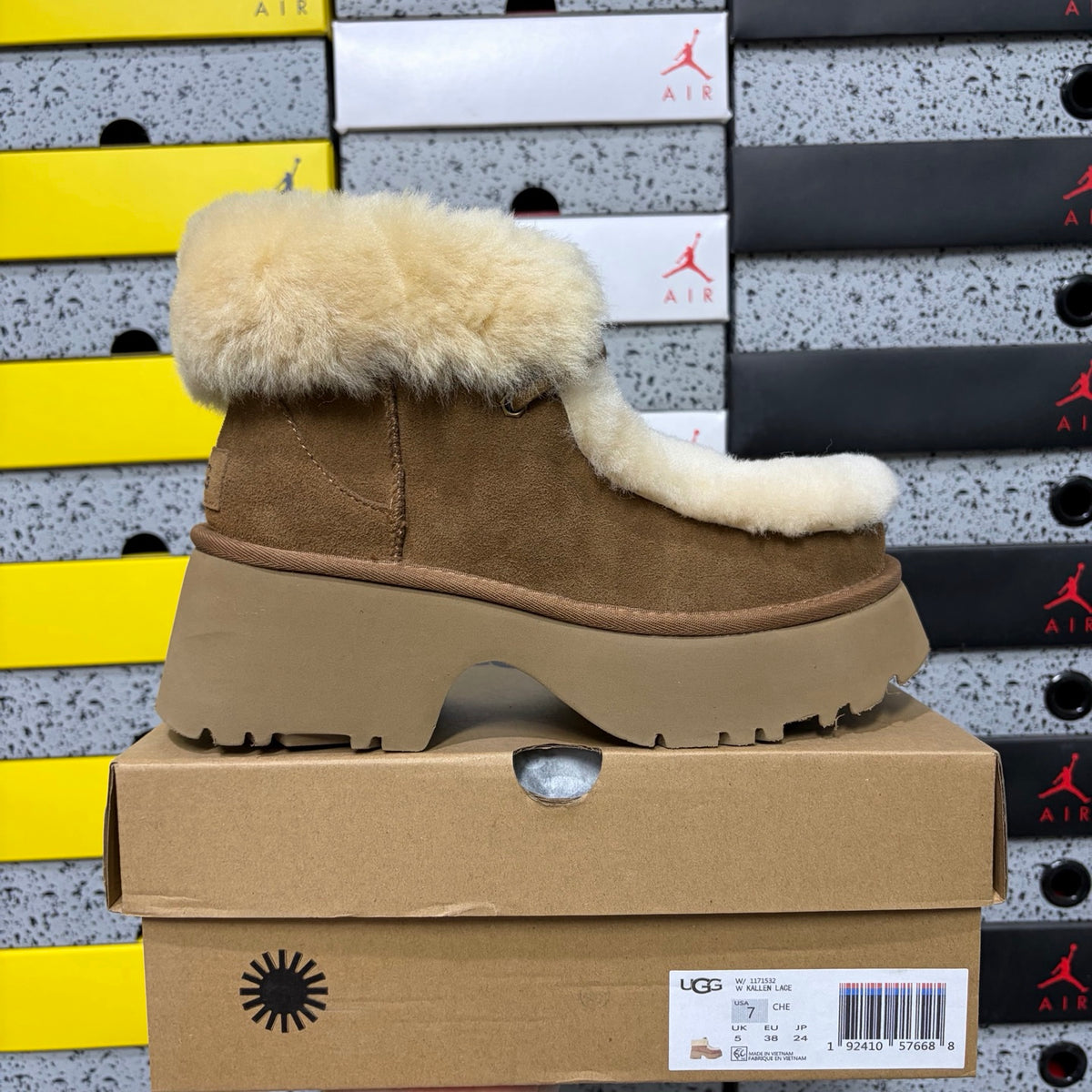 UGG Esmi Short Boot – Chestnut