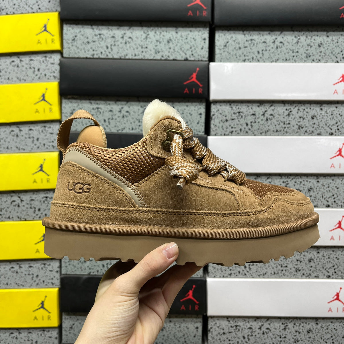 UGG Lowmel Lace-Up Sneaker – Chestnut