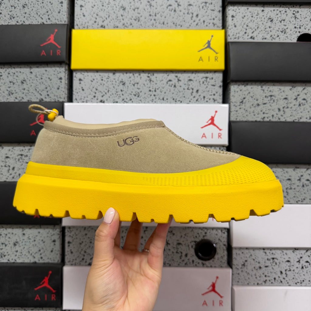 UGG Tasman Weather Hybrid – Sand & Yellow