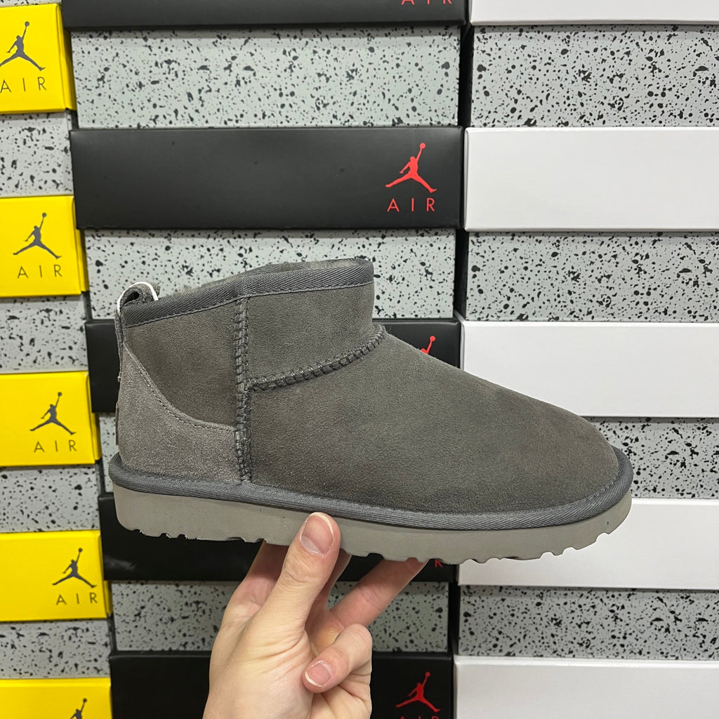 UGG Classic Ultra Mini Boot – Grey