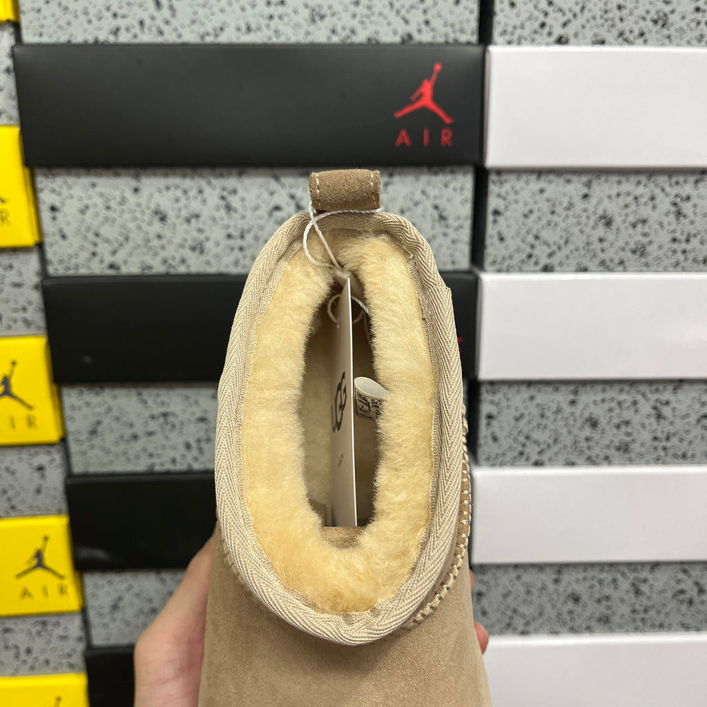 UGG Classic Ultra Mini Boot – Natural