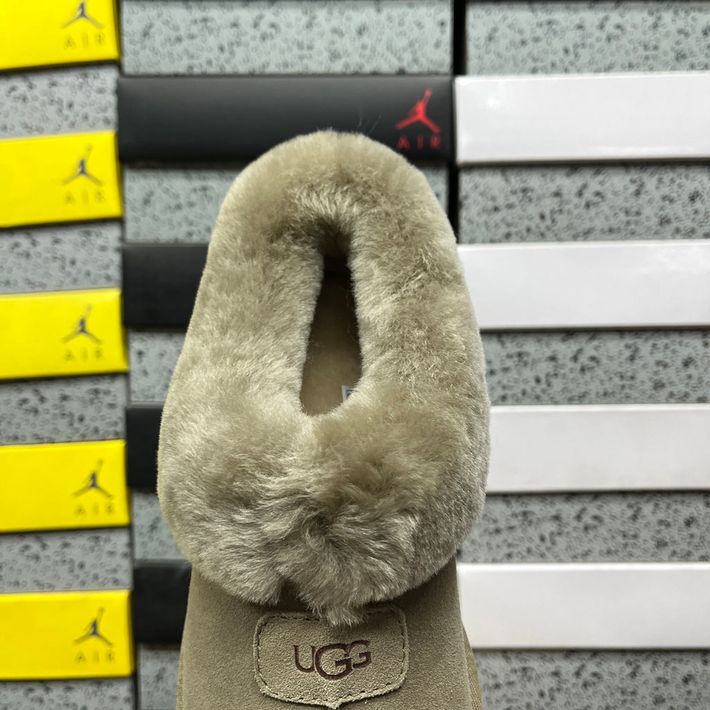 UGG Scuffette II Shearling Slipper – Driftwood