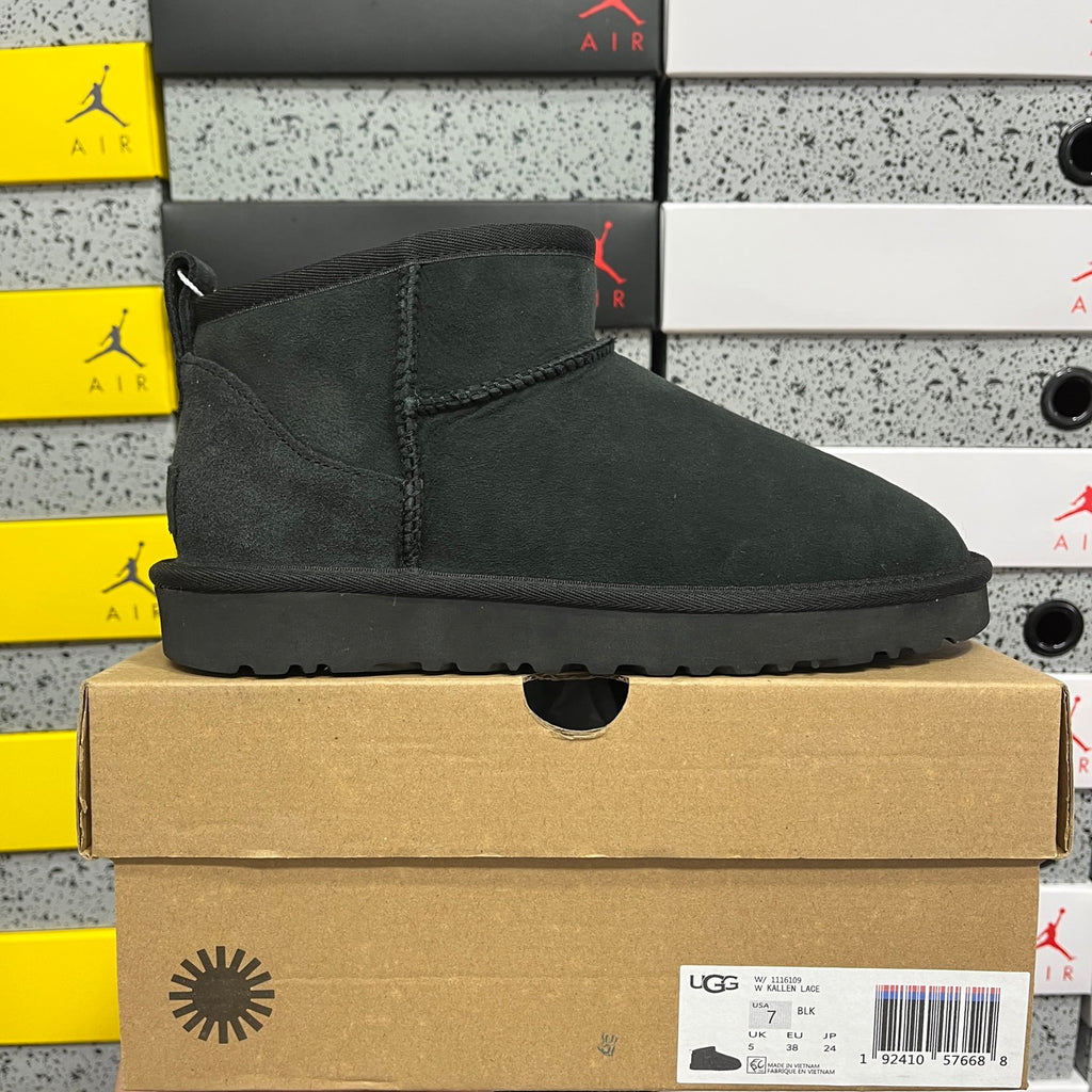 UGG Kallen Lace Boot – Black