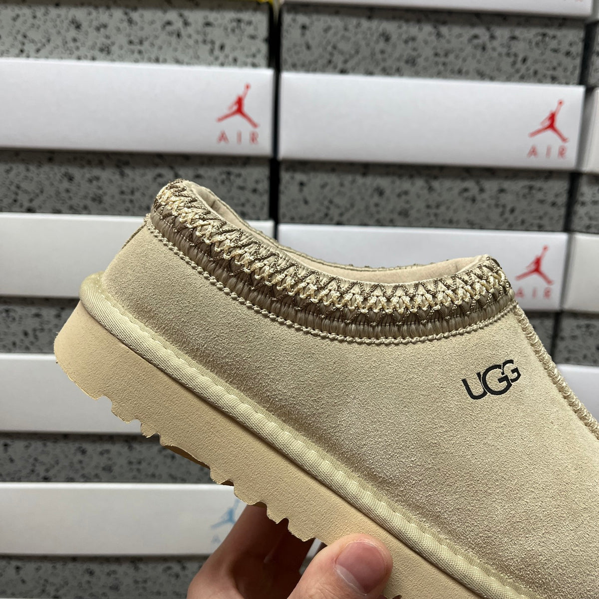 UGG Tasman Slipper – Butter Cream