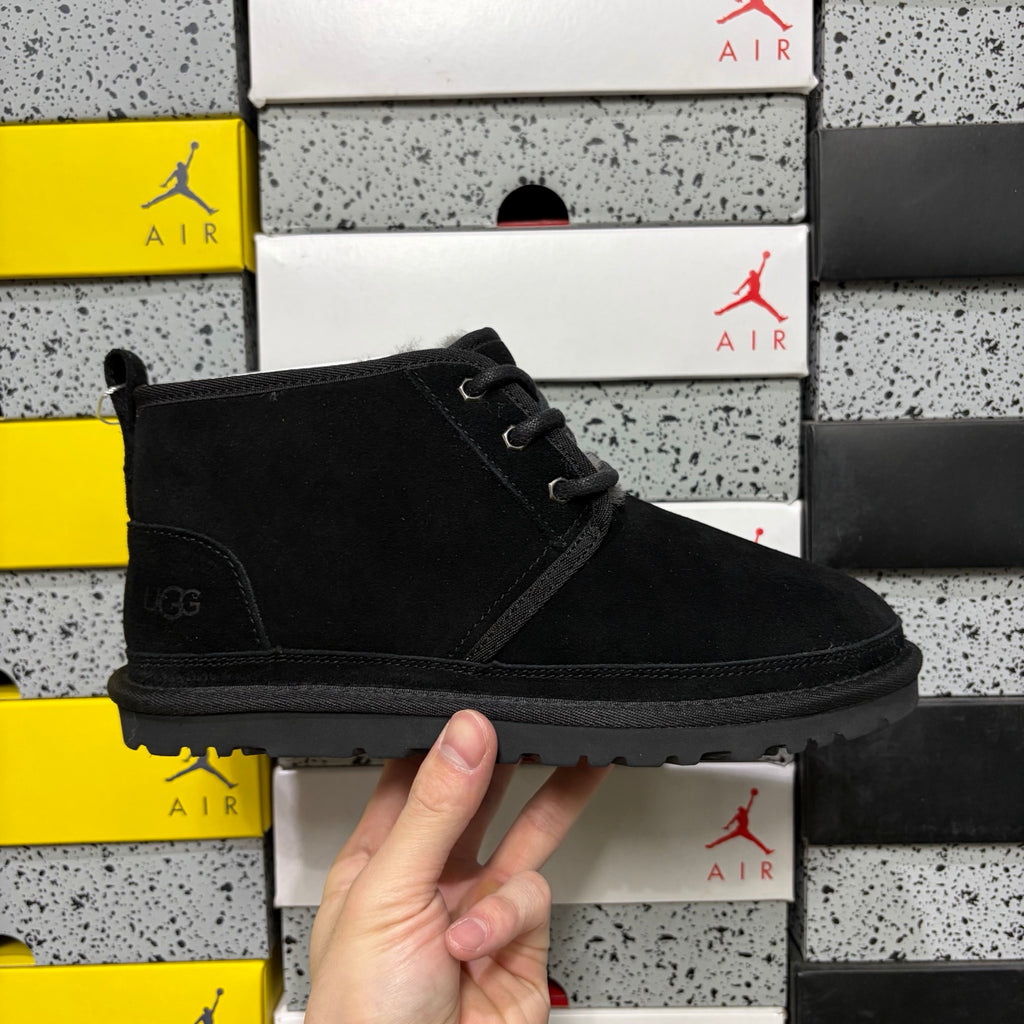 UGG Neumel Chukka Boot – Black
