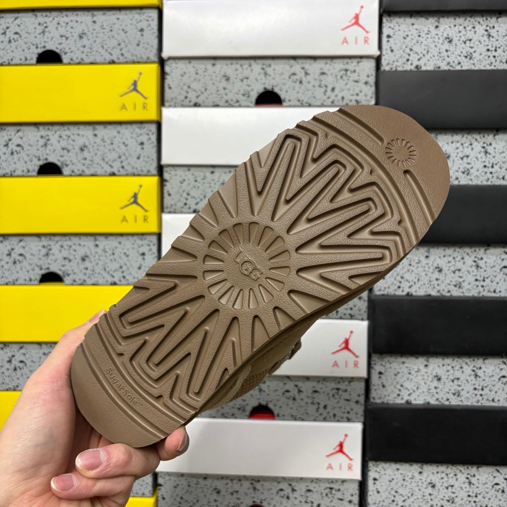 UGG Lowmel Sneaker – Sand