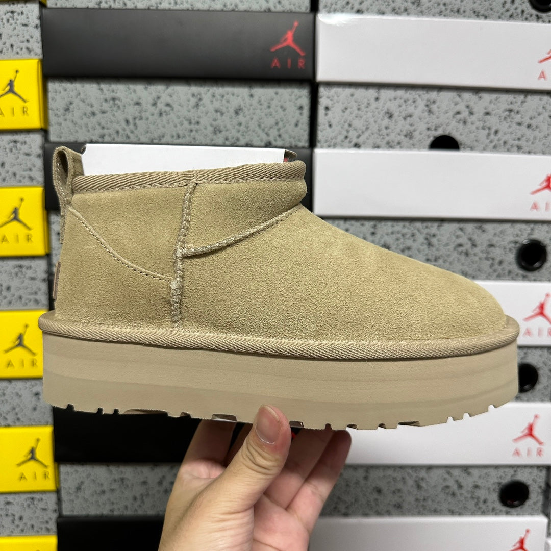 UGG Platform Slip-On Mule – Wheat Khaki