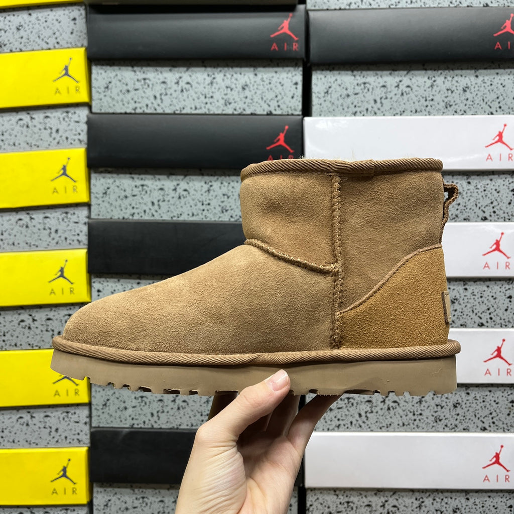 UGG Classic Ultra Mini Boot – Chestnut