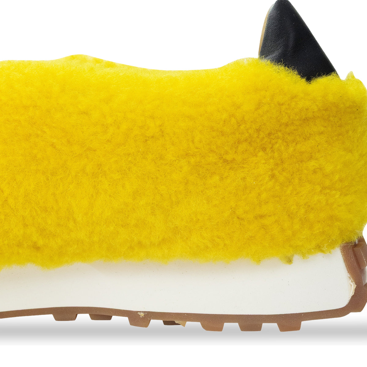 YELLOW SHERPA RUNNER SNEAKERS