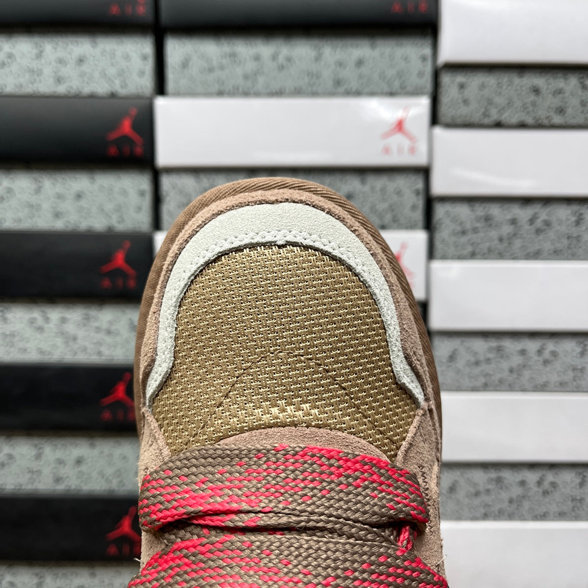UGG Lowmel Lace-Up Sneaker – Taupe & Pink