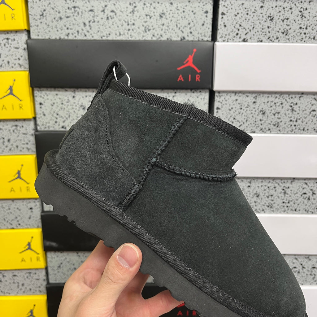 UGG Kallen Lace Boot – Black