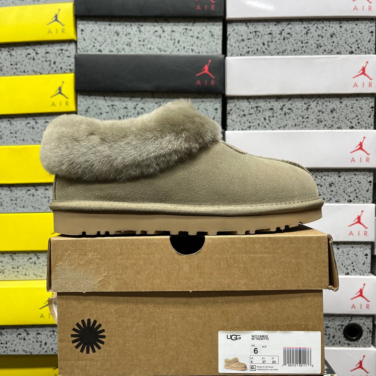 UGG Classic Ultra Mini Platform Boot – Mustard Seed