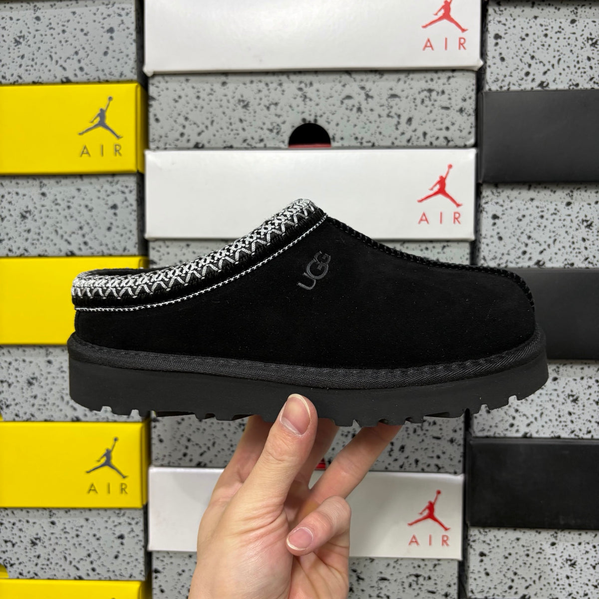 UGG Tasman Slipper – Black