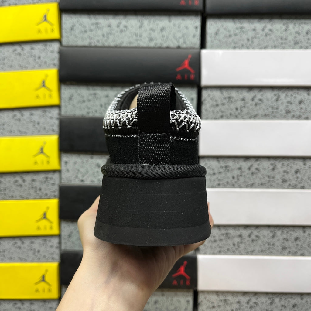 UGG Tazz Platform Slipper – Triple Black