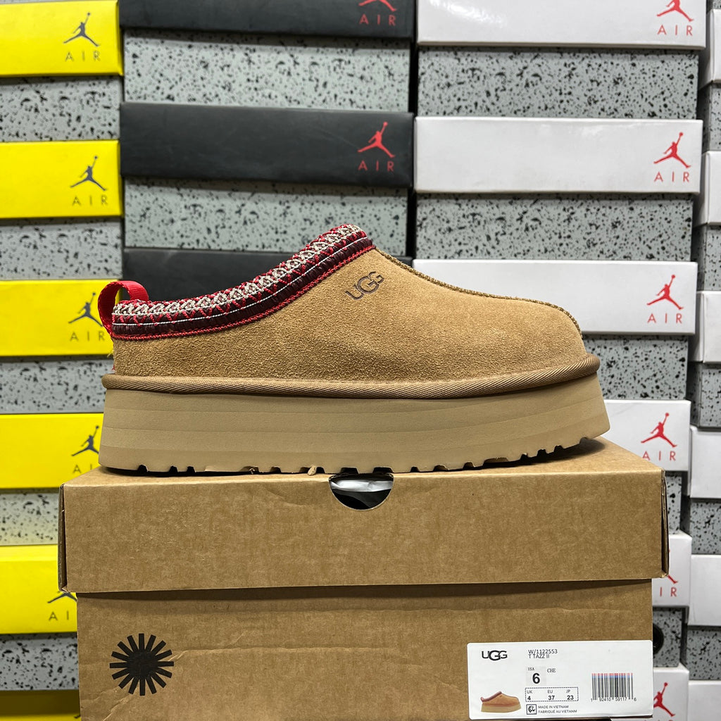 UGG Tazz II Platform Slipper – Chestnut