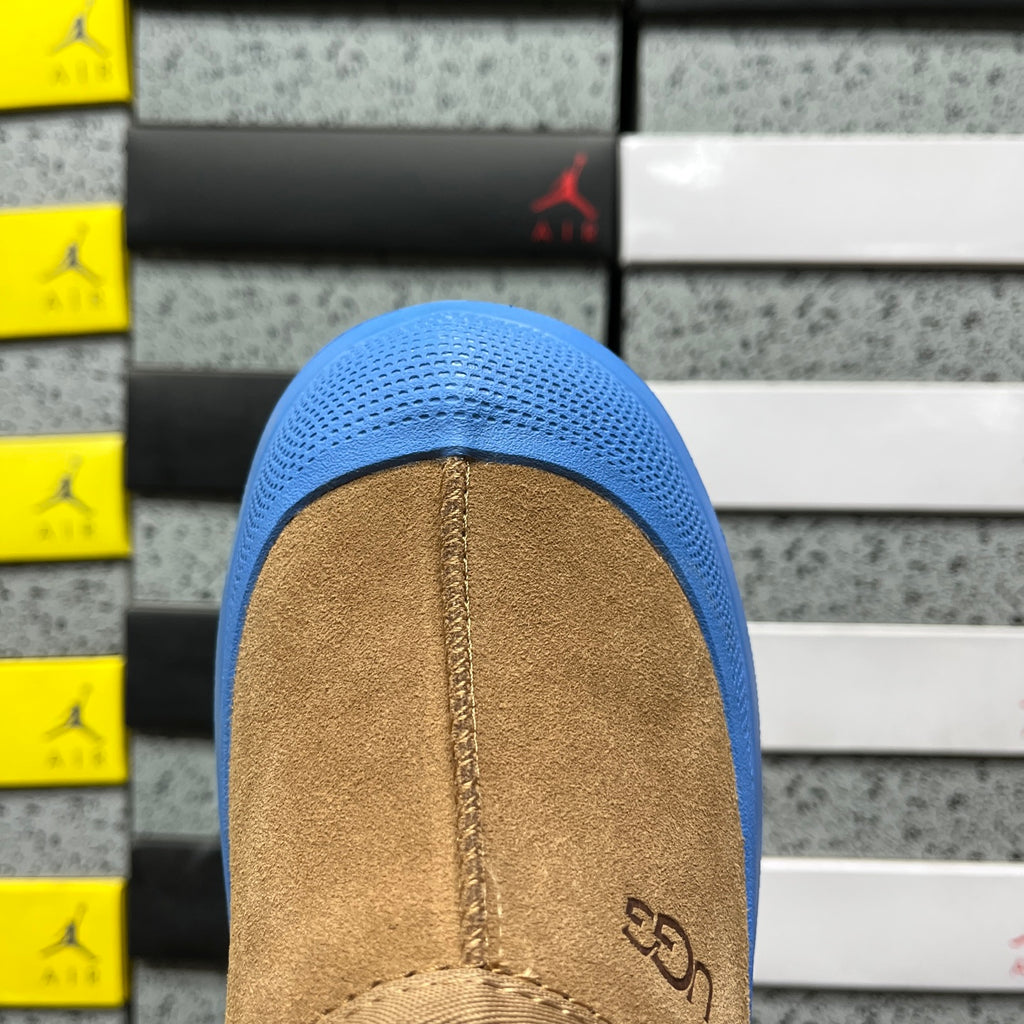 UGG Tasman Platform Mule – Camel & Blue
