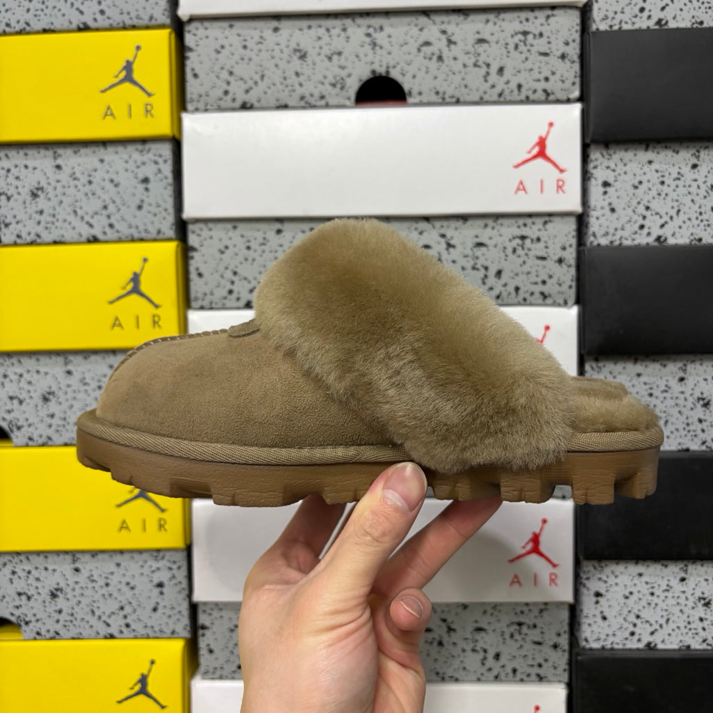 UGG Scuffette Slipper – Camel Fawn