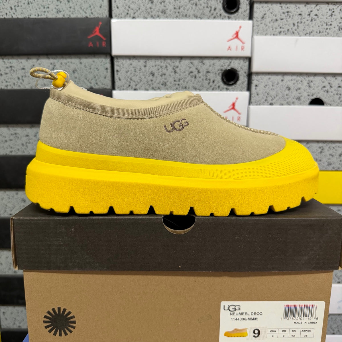 UGG Tasman Weather Hybrid – Sand & Yellow