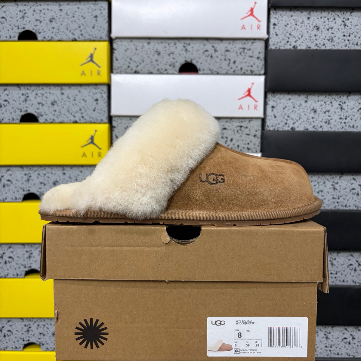 UGG Scuffette II Slipper – Chestnut