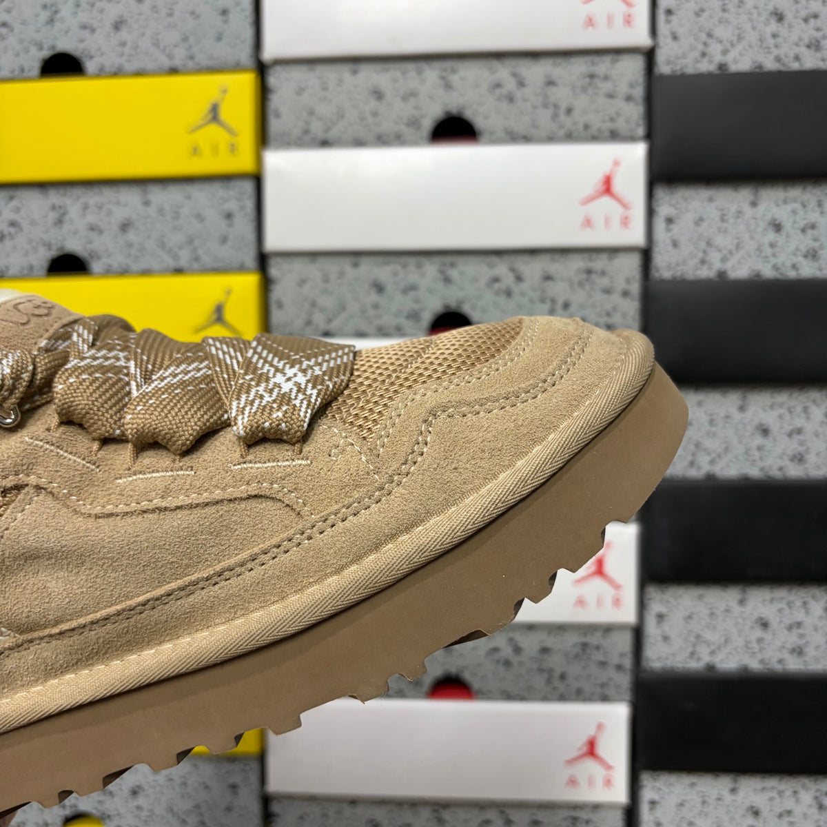 UGG Lowmel Sneaker – Sand