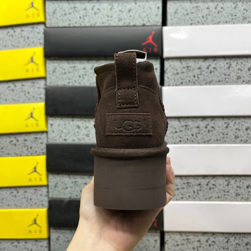 UGG Classic Ultra Mini Platform Boot – Chocolate