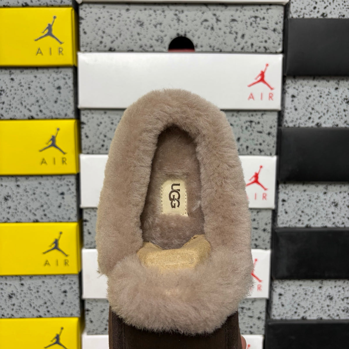 UGG Ansley Slipper – Cocoa