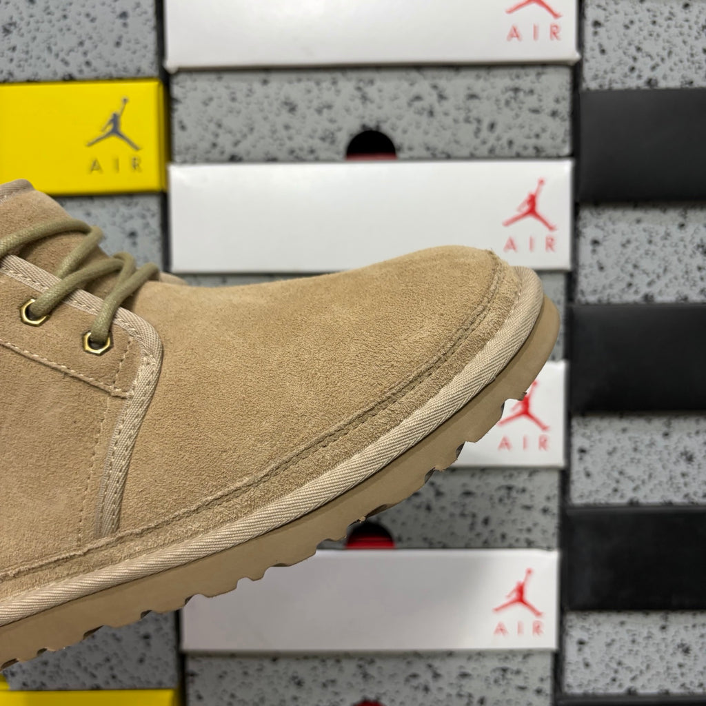 UGG Neumel Chukka Boot – Sand