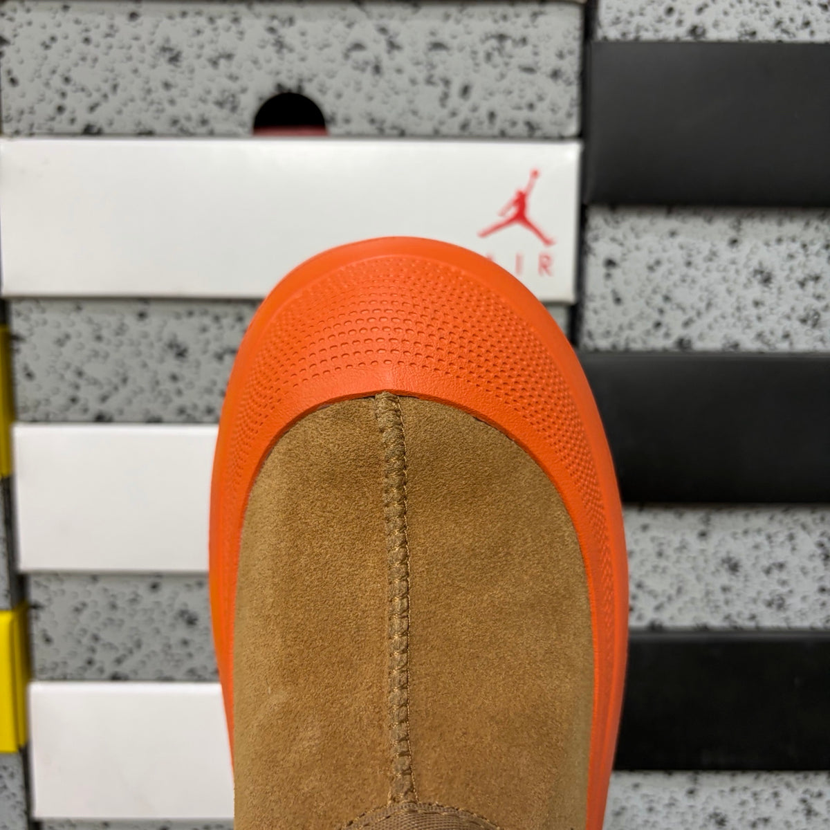 UGG Tasman Weather Hybrid – Chestnut & Orange