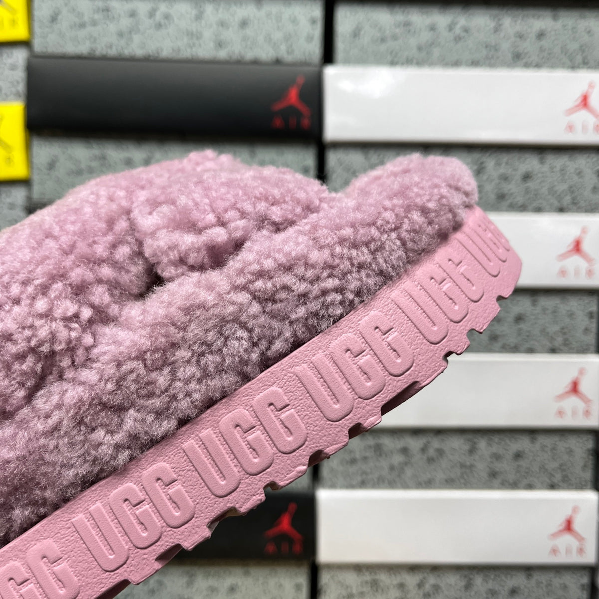 UGG Maxi Curly Shearling Slipper – Lavender Mauve