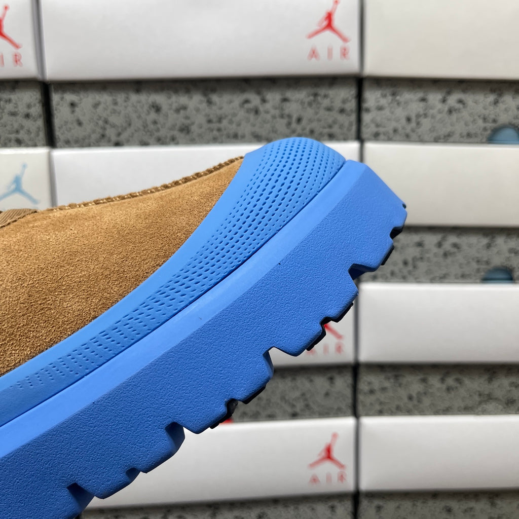 UGG Tasman Weather Hybrid – Wheat & Blue
