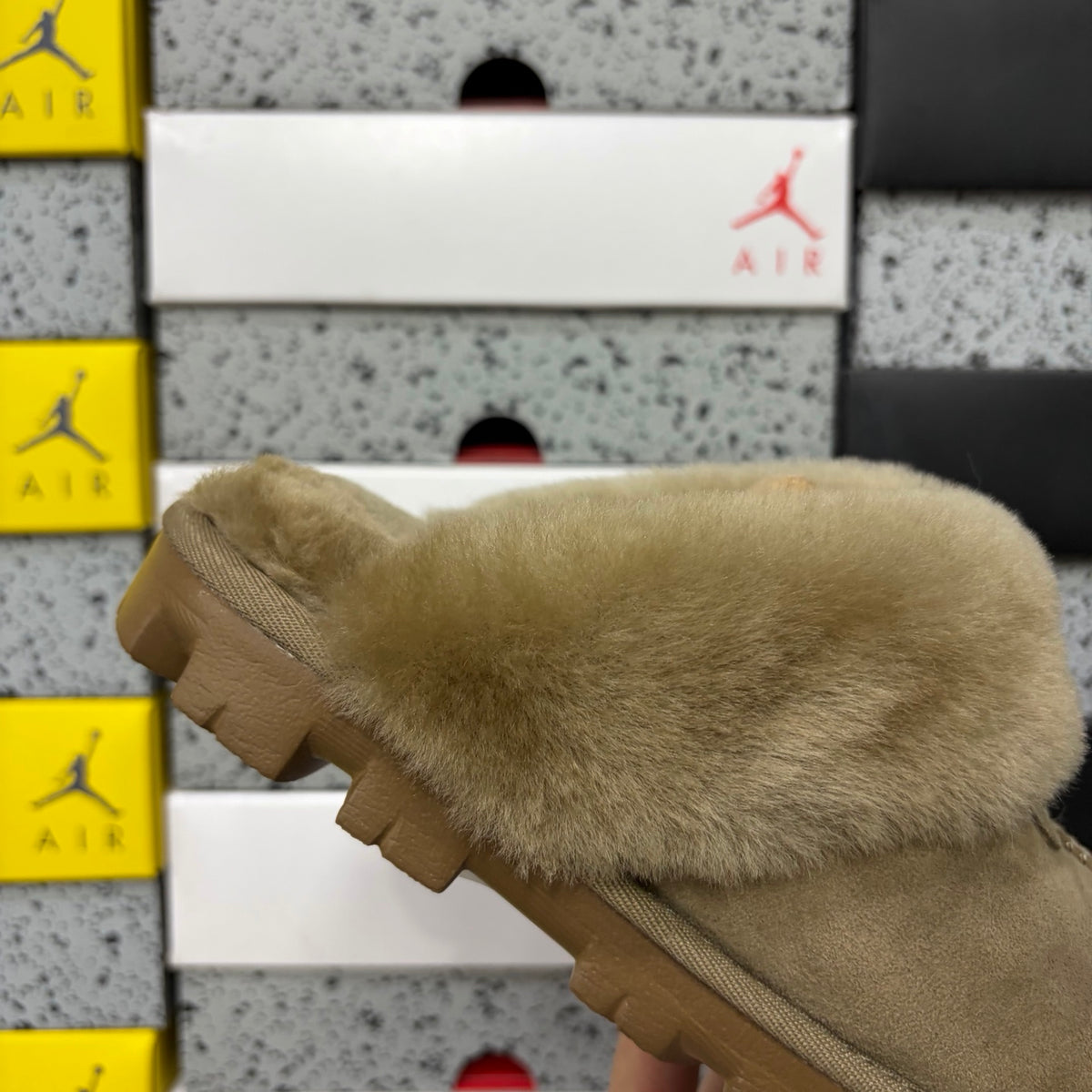 UGG Scuffette Slipper – Camel Fawn