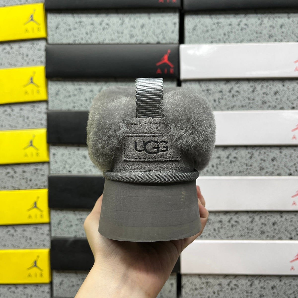 UGG Classic Short Boot – Grey