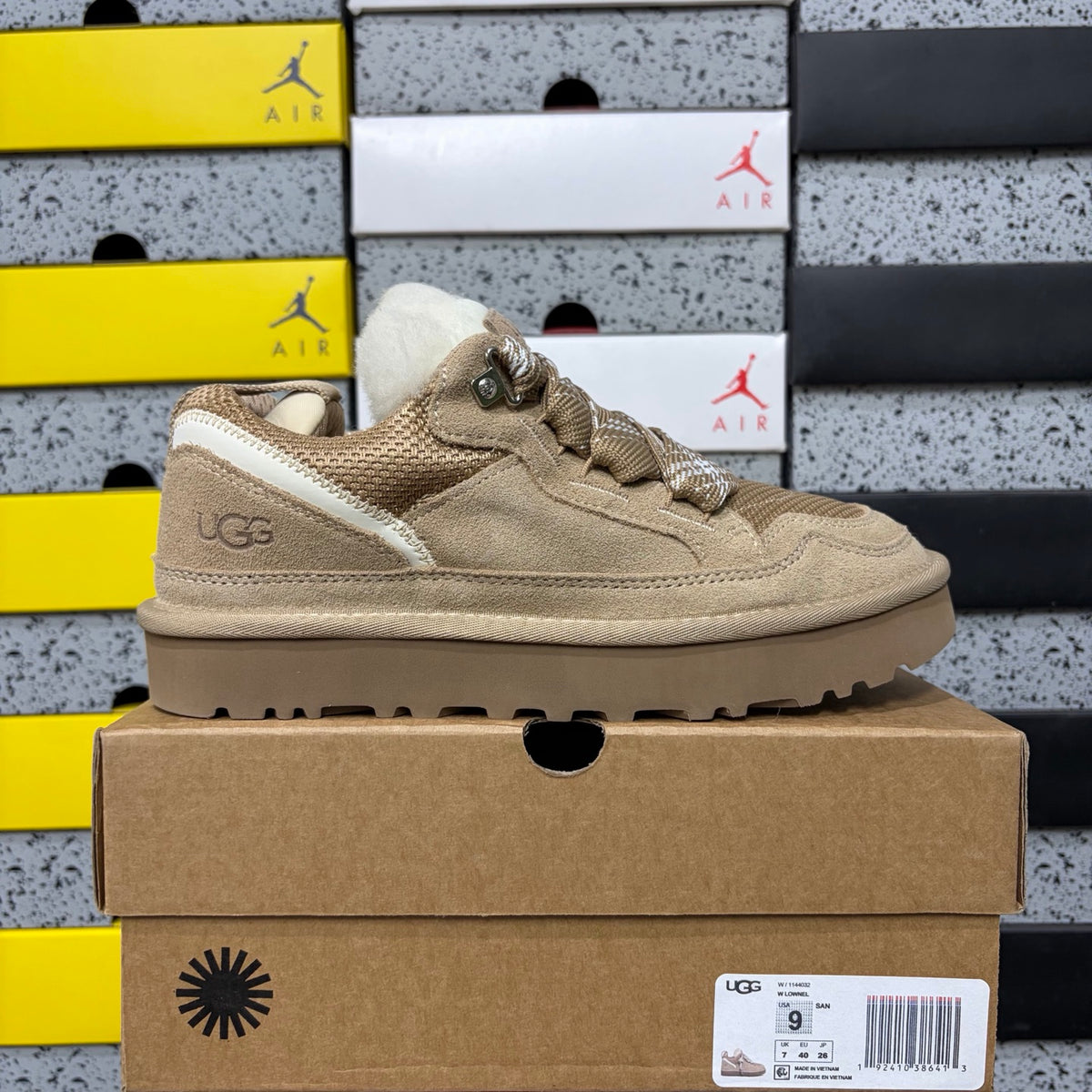 UGG Lowmel Sneaker – Sand