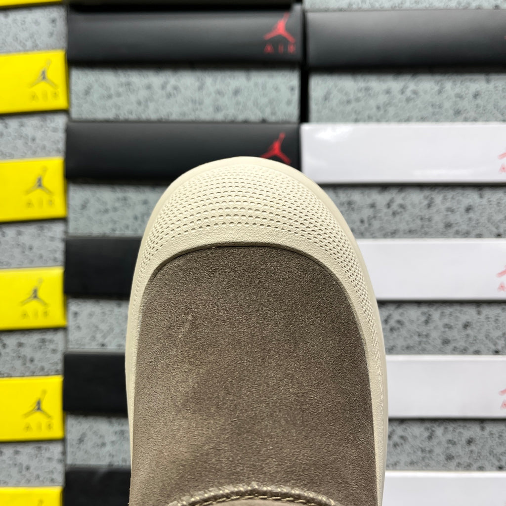 UGG Tasman Weather Hybrid – Olive/Cream