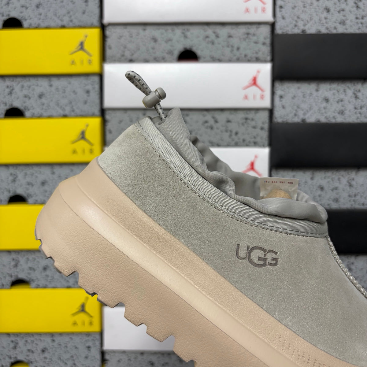 UGG Tasman Weather Hybrid – Sage & Cream
