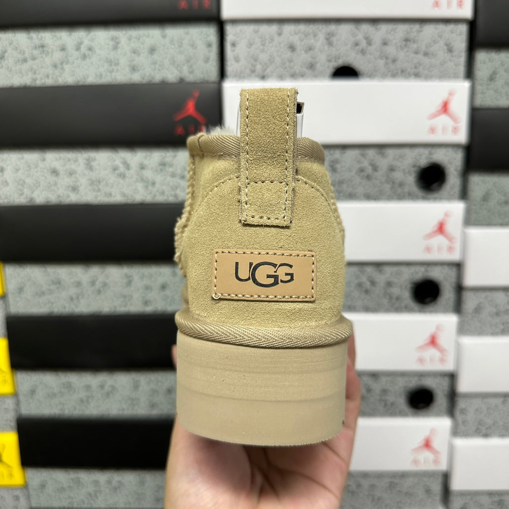 UGG Platform Slip-On Mule – Wheat Khaki
