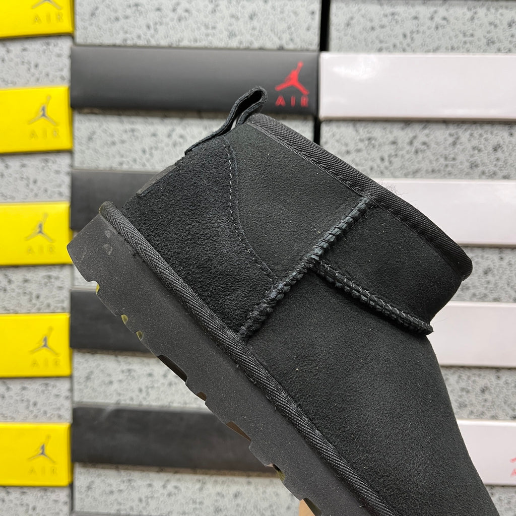 UGG Classic Mini Boot – Triple Black
