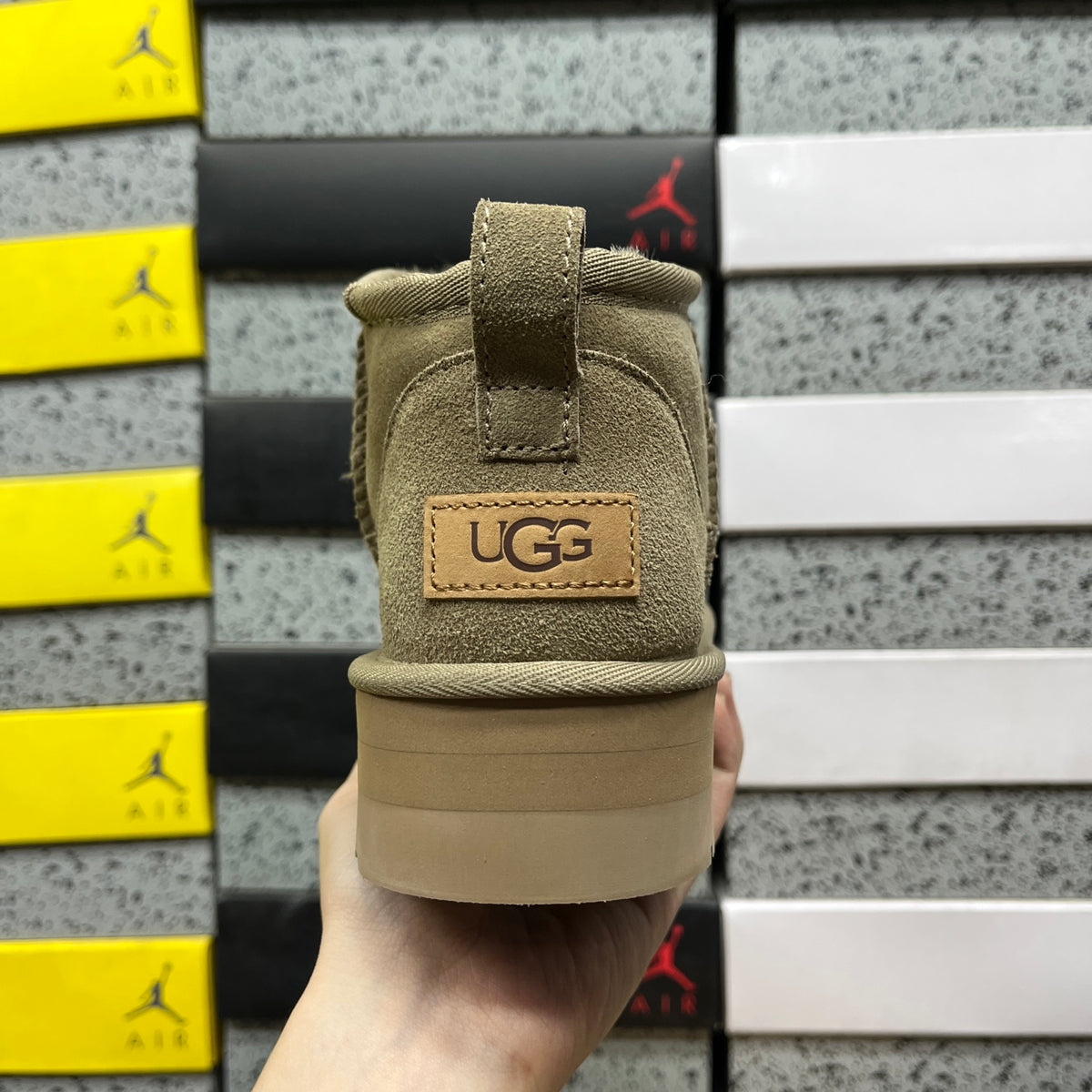 UGG Classic Ultra Mini Platform Boot – Antelope