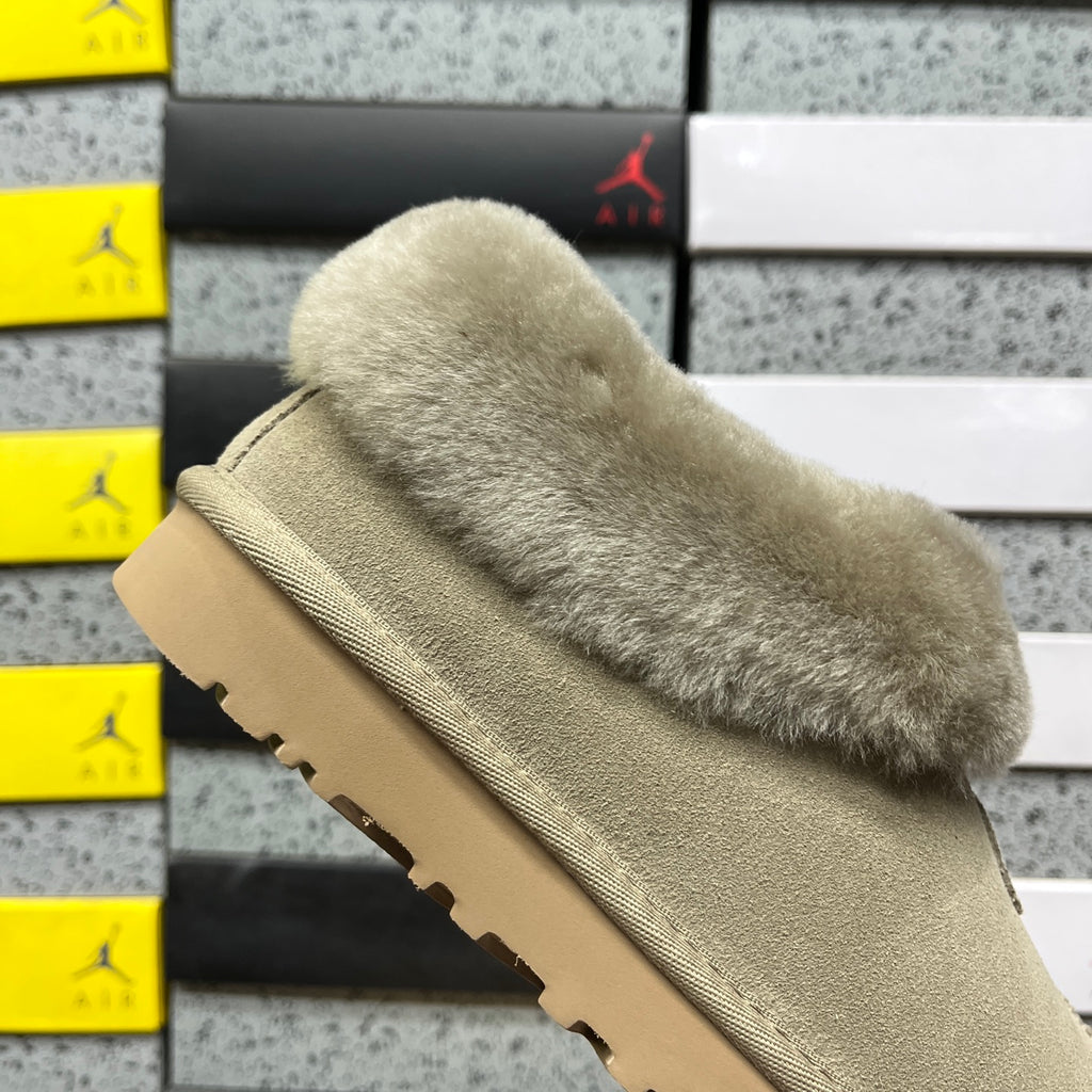 UGG Scuffette II Shearling Slipper – Driftwood