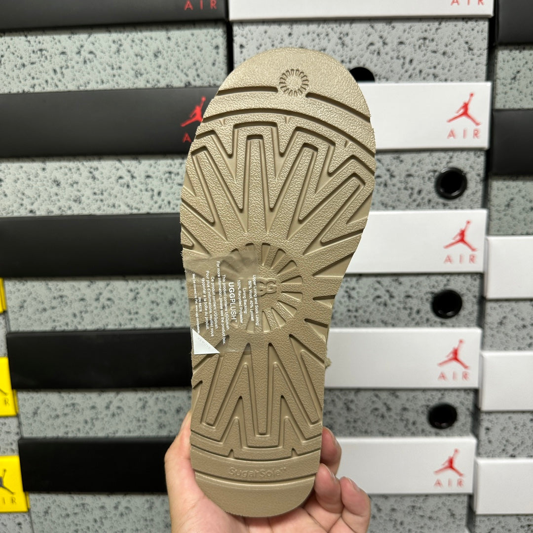UGG Platform Slip-On Mule – Wheat Khaki