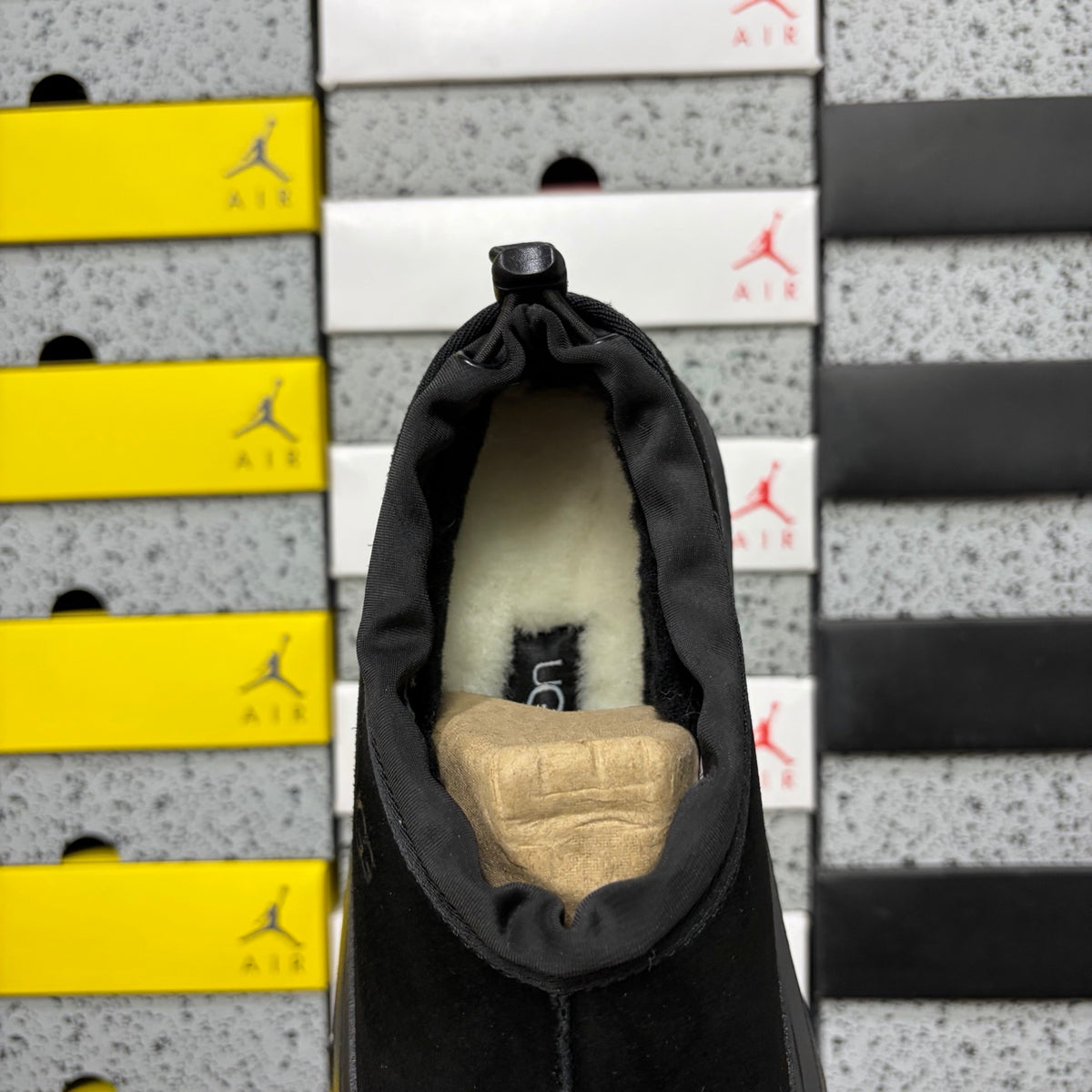 UGG Tasman Weather Hybrid – Black