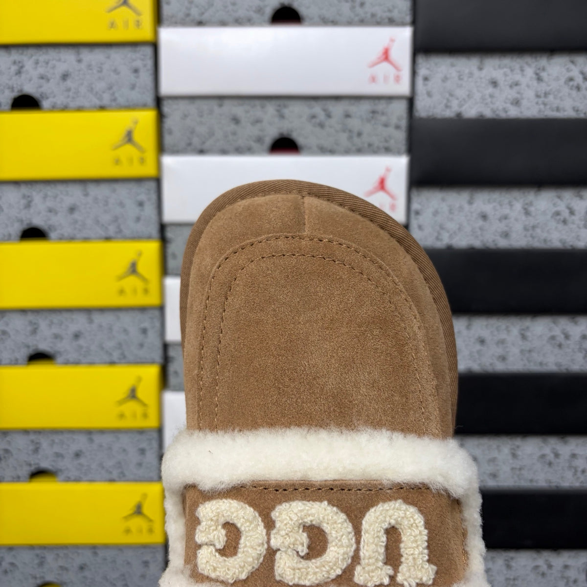 UGG Classic Flipper Mule – Chestnut