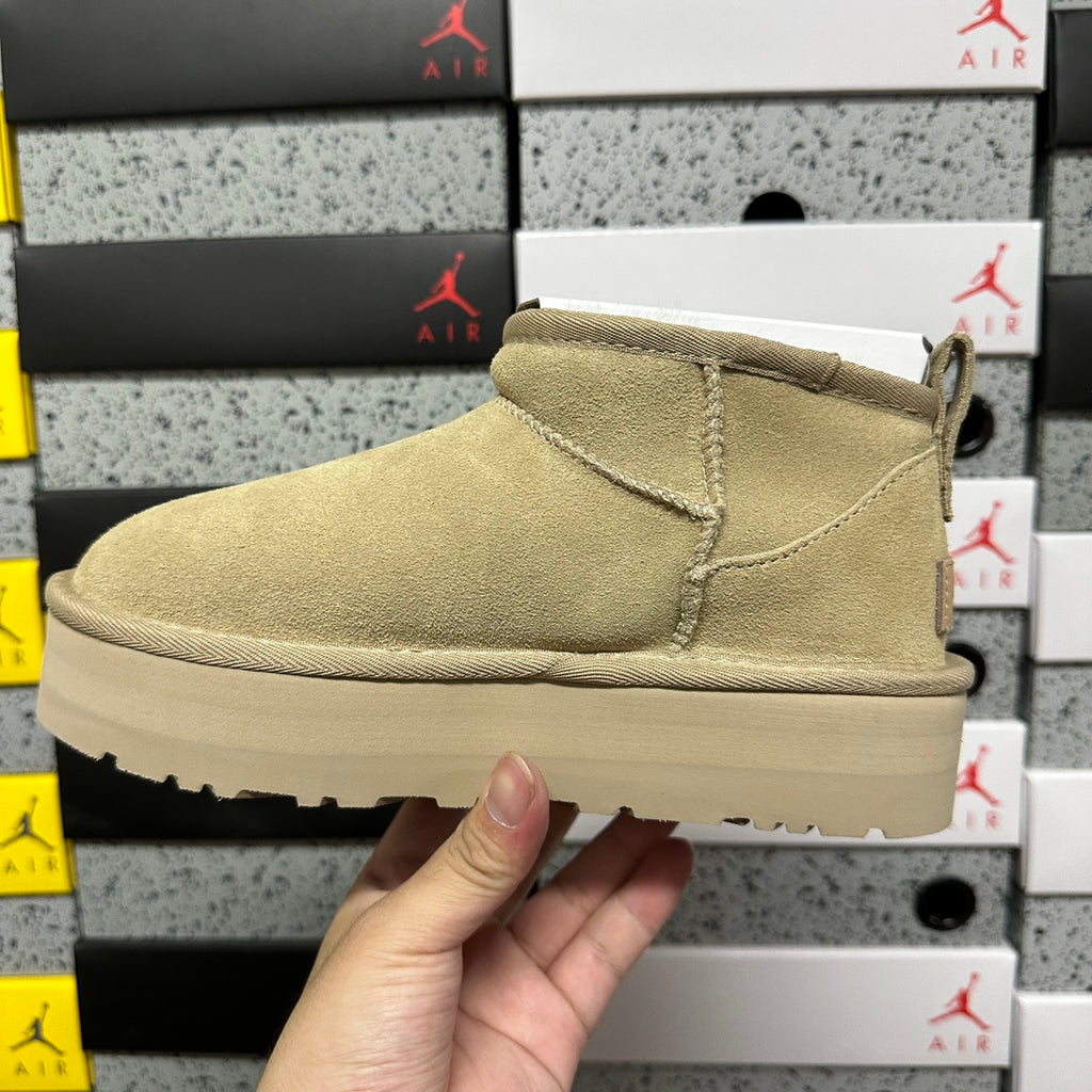UGG Platform Slip-On Mule – Wheat Khaki