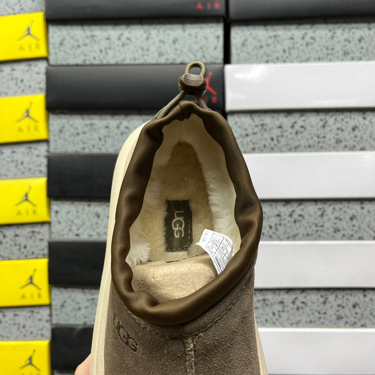 UGG Tasman Platform Mule – Walnut & Cream