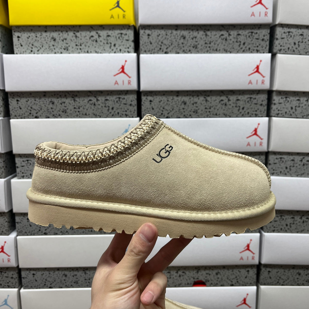 UGG Tasman Slipper – Butter Cream